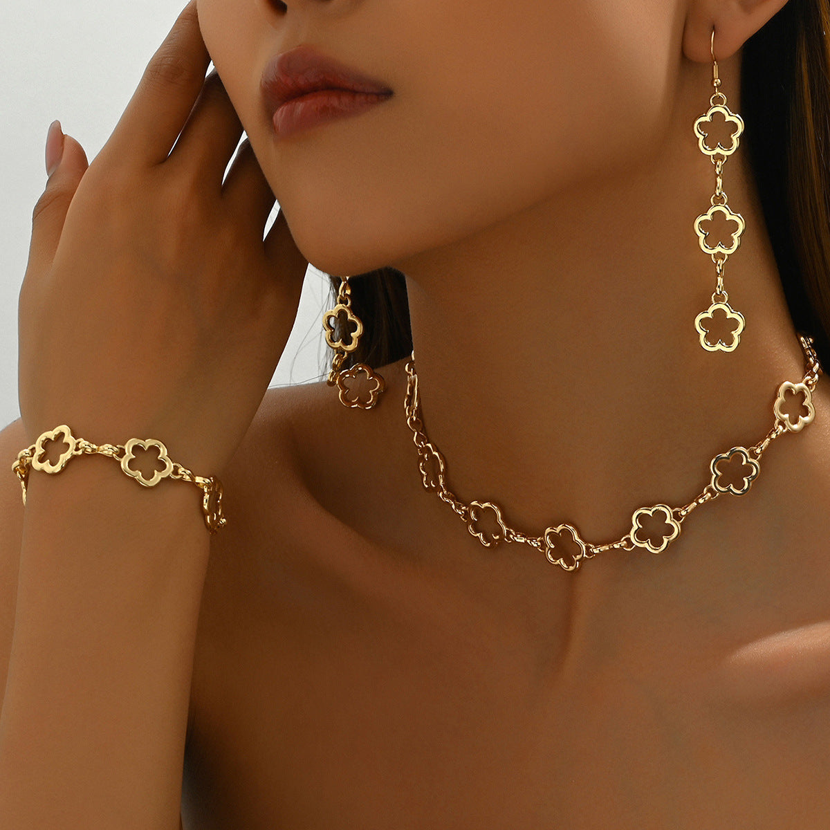 Flora three-piece jewellery gift set — PVD 18k gold finish that won't tarnish